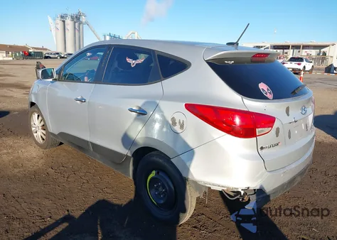 2013 Hyundai Tucson Limited z USA, uszkodzony, nr VIN KM8JUCAC0DU709458